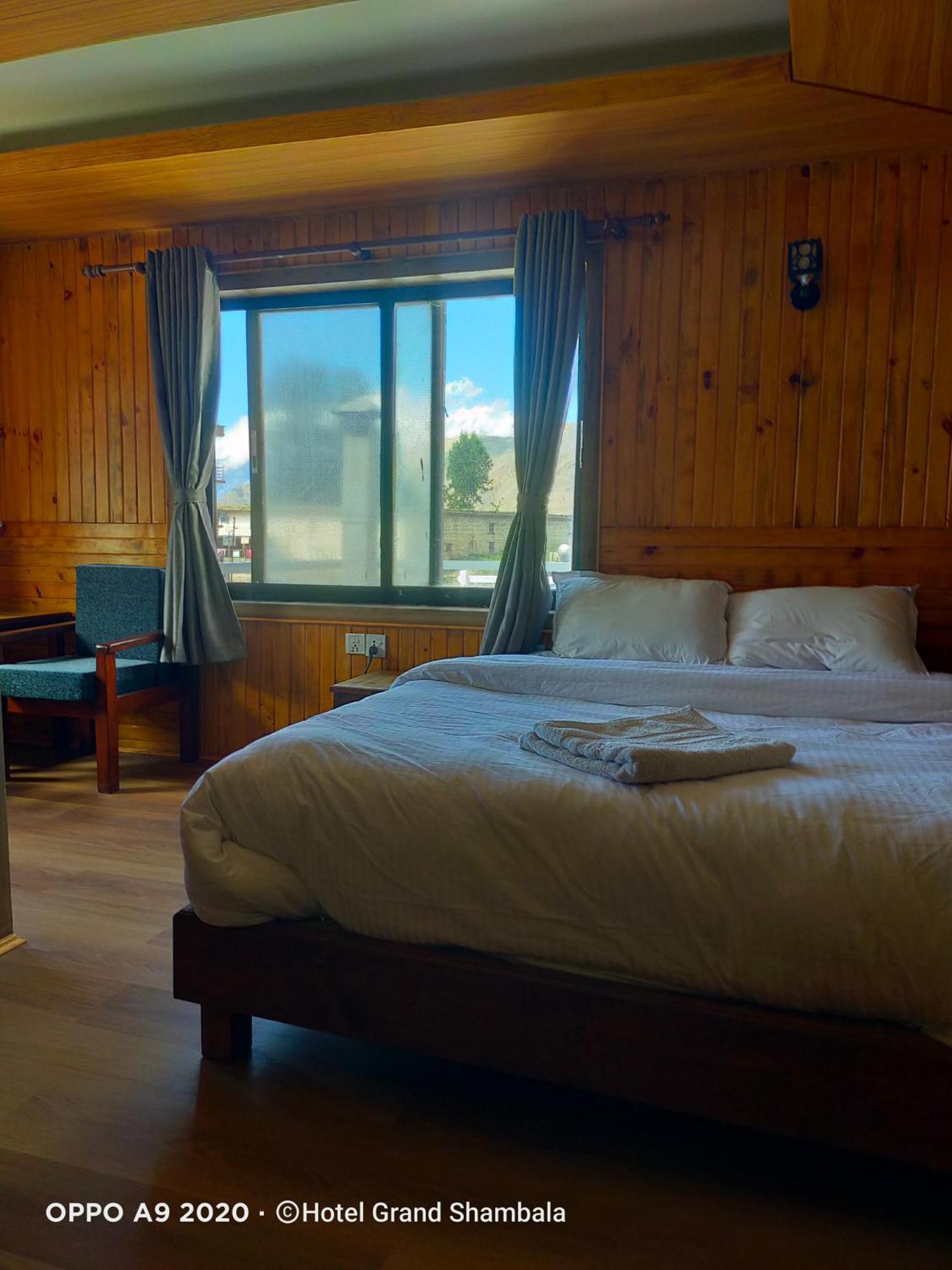 Hotel Grand Shambala Muktināth エクステリア 写真