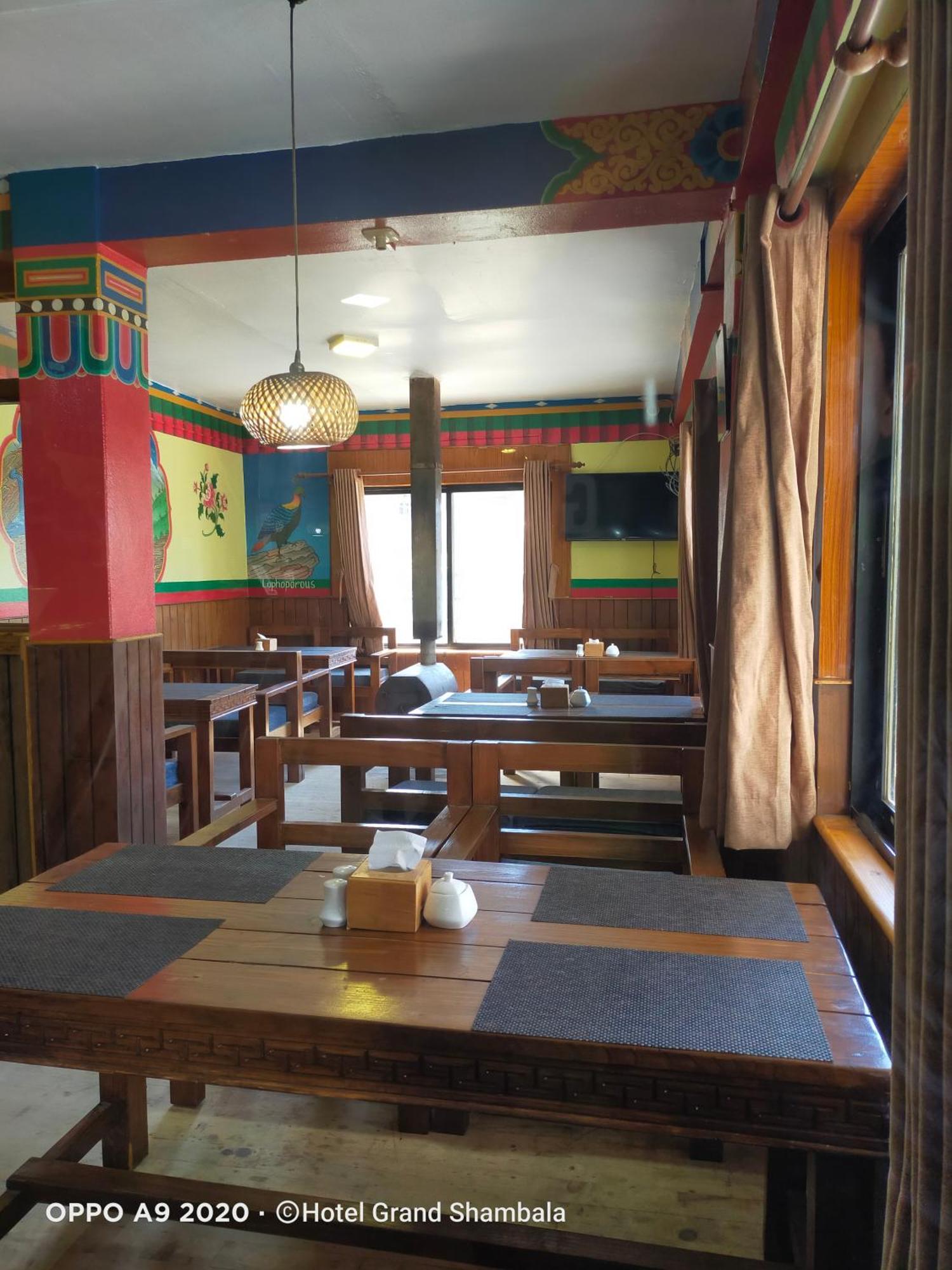 Hotel Grand Shambala Muktināth エクステリア 写真
