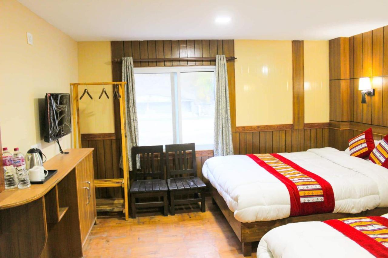 Hotel Grand Shambala Muktināth エクステリア 写真