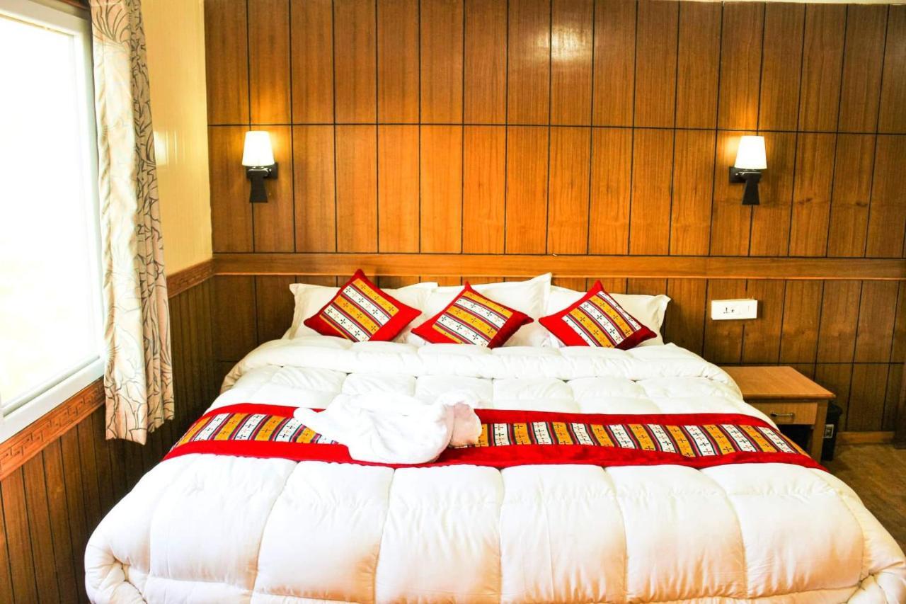 Hotel Grand Shambala Muktināth エクステリア 写真