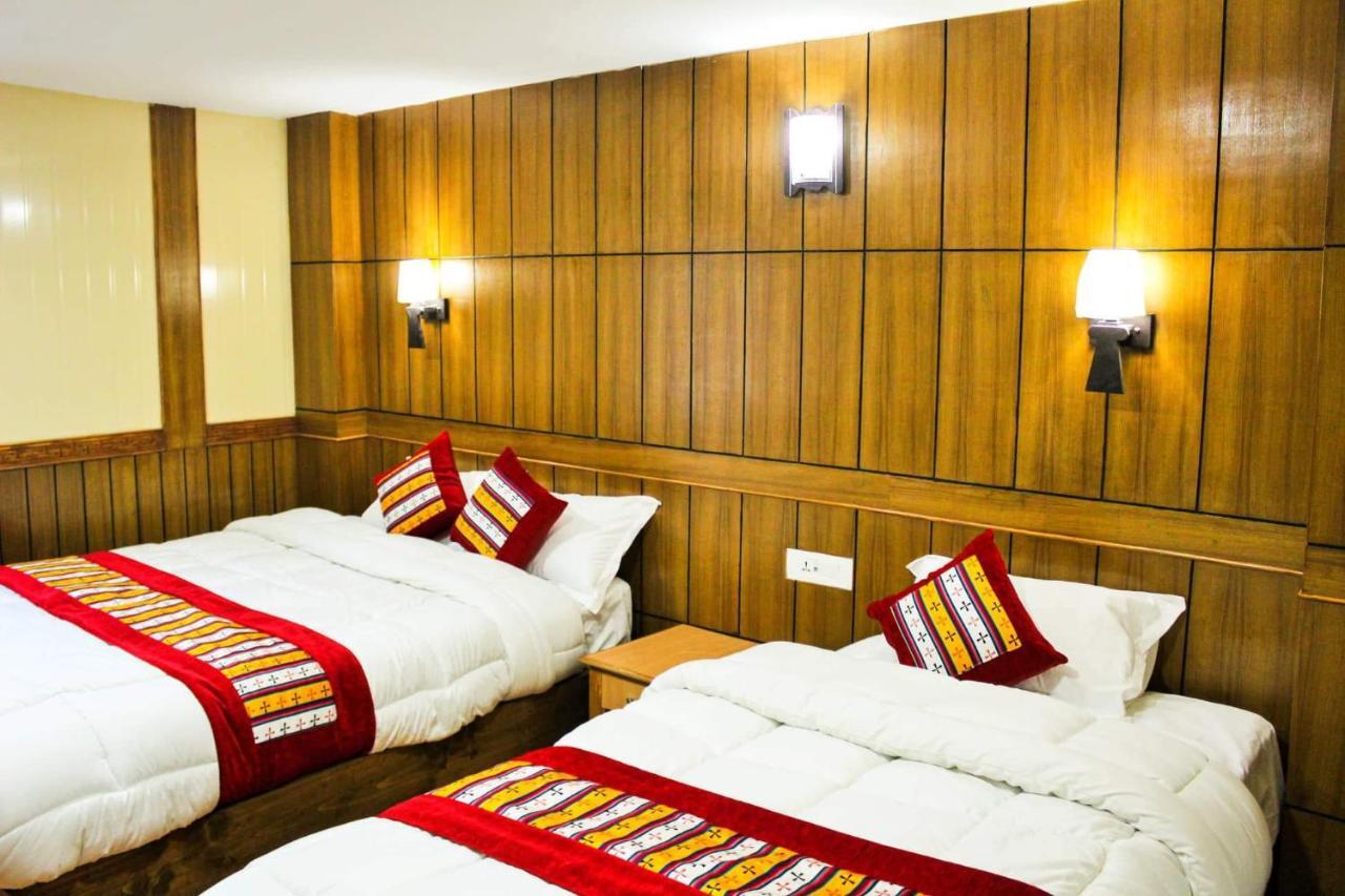 Hotel Grand Shambala Muktināth エクステリア 写真