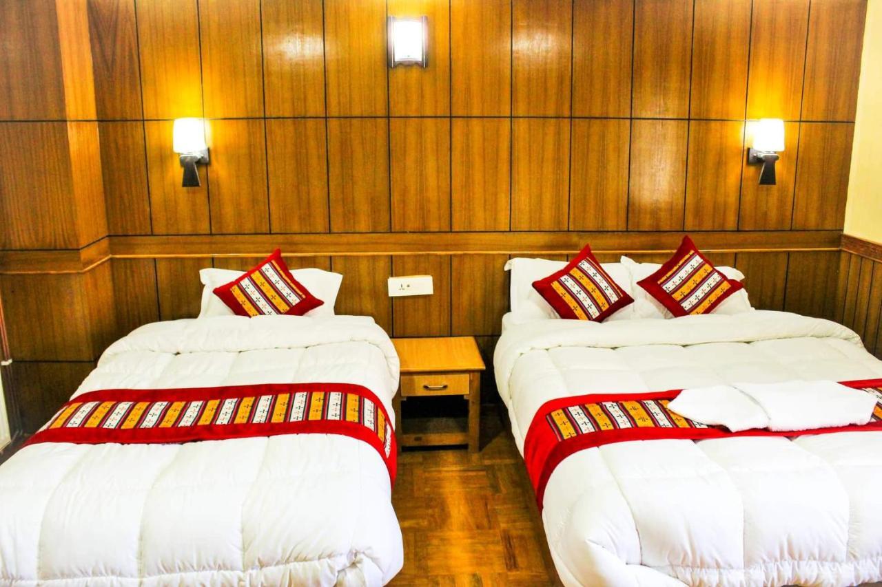 Hotel Grand Shambala Muktināth エクステリア 写真